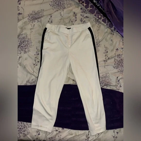 Zara White Trousers crop pants - Picture 1 of 4